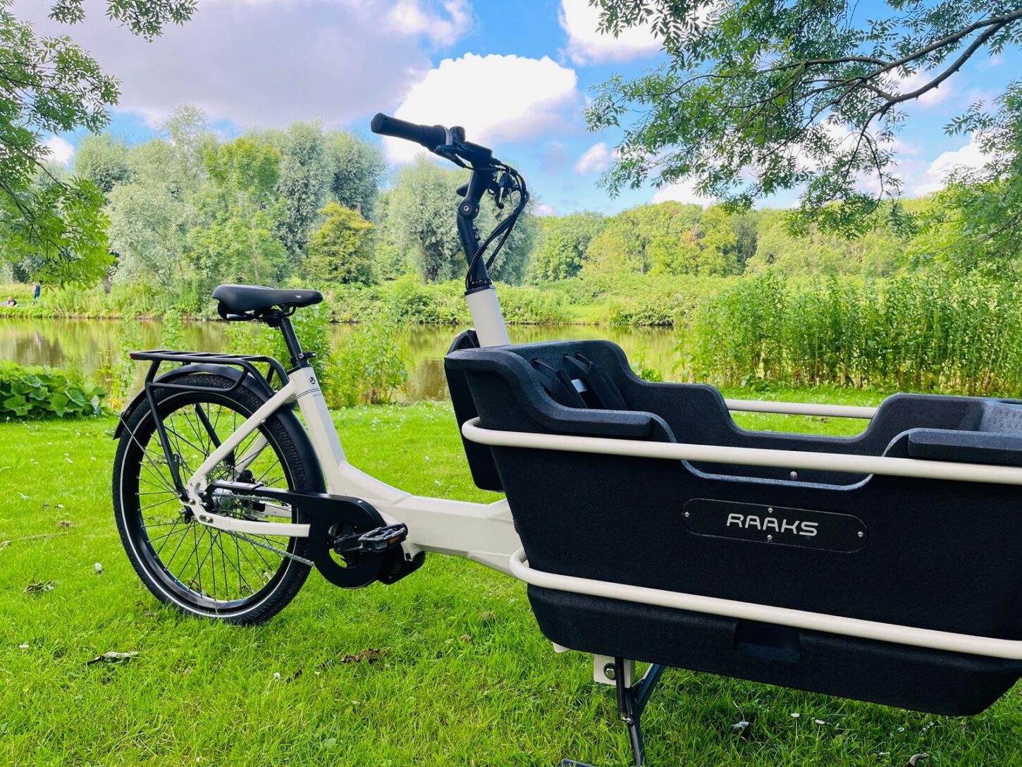Raaks Rover elektrische bakfiets tweewieler middenmotor - ivor white - Afbeelding 7