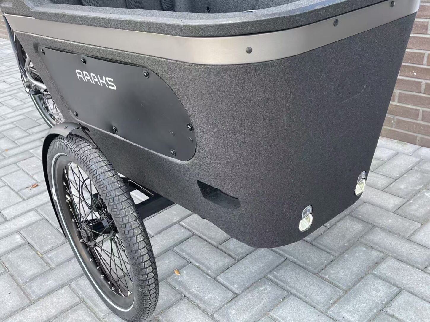 Raaks Rover elektrische bakfiets driewieler met epp bak - Afbeelding 4